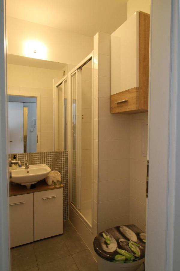 G Support Apartment Praga Exterior foto